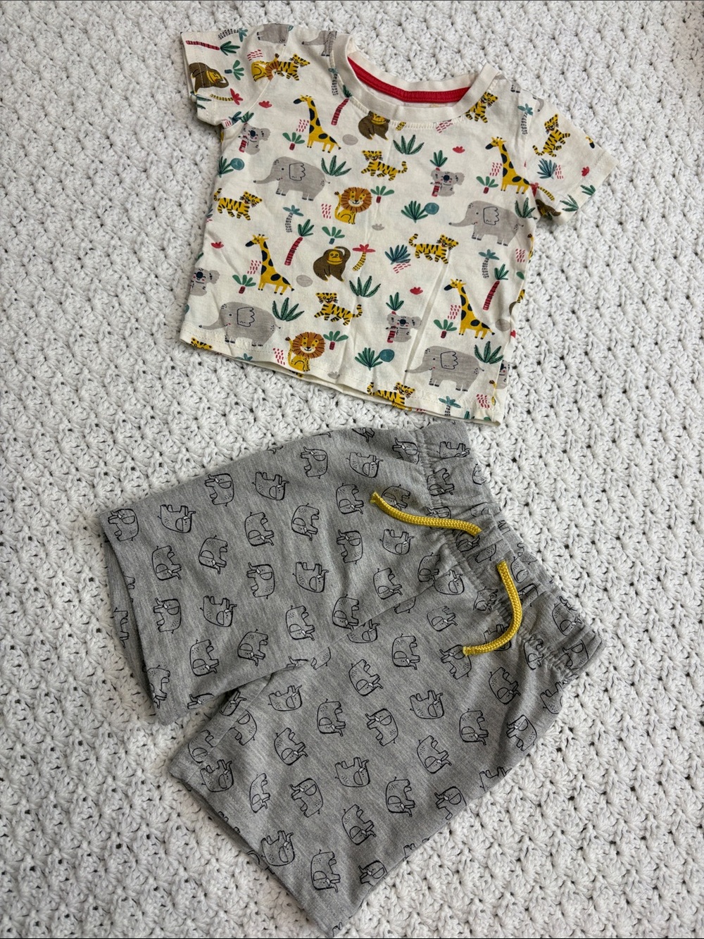 Primark Kids Safari Animal Fun Print Colorful Cotton Top & Gray Shorts Boy Set !